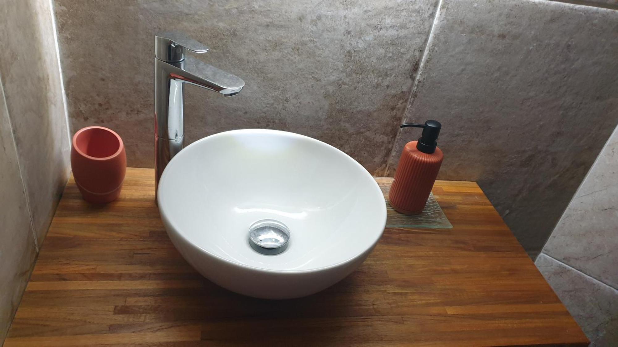 Love Room- Spa- Escale Amoureuse Puygaillard-de-Quercy Екстериор снимка