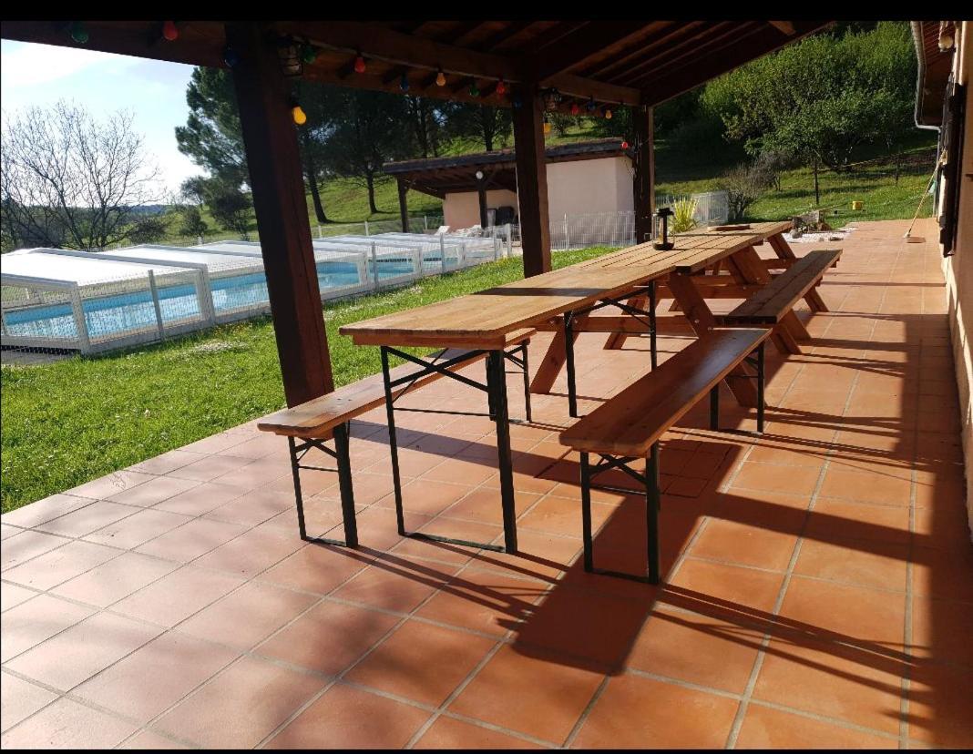 Love Room- Spa- Escale Amoureuse Puygaillard-de-Quercy Екстериор снимка